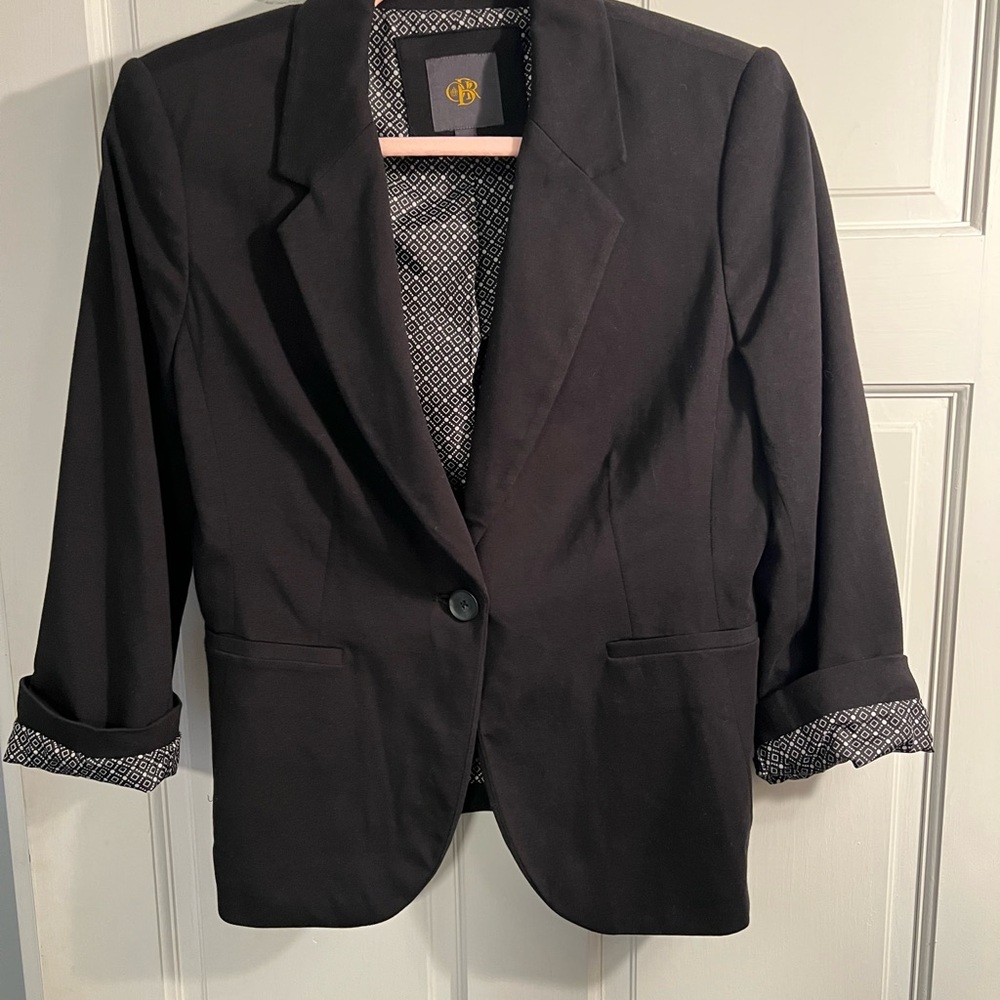 Black Blazer With Patterned Lining - image 1